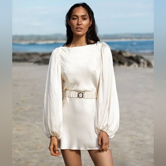 Shona Joy Dresses & Skirts - SHONA JOY La Lune Balloon Sleeve Mini Dress w Belt in Cream *NWT Size 12*